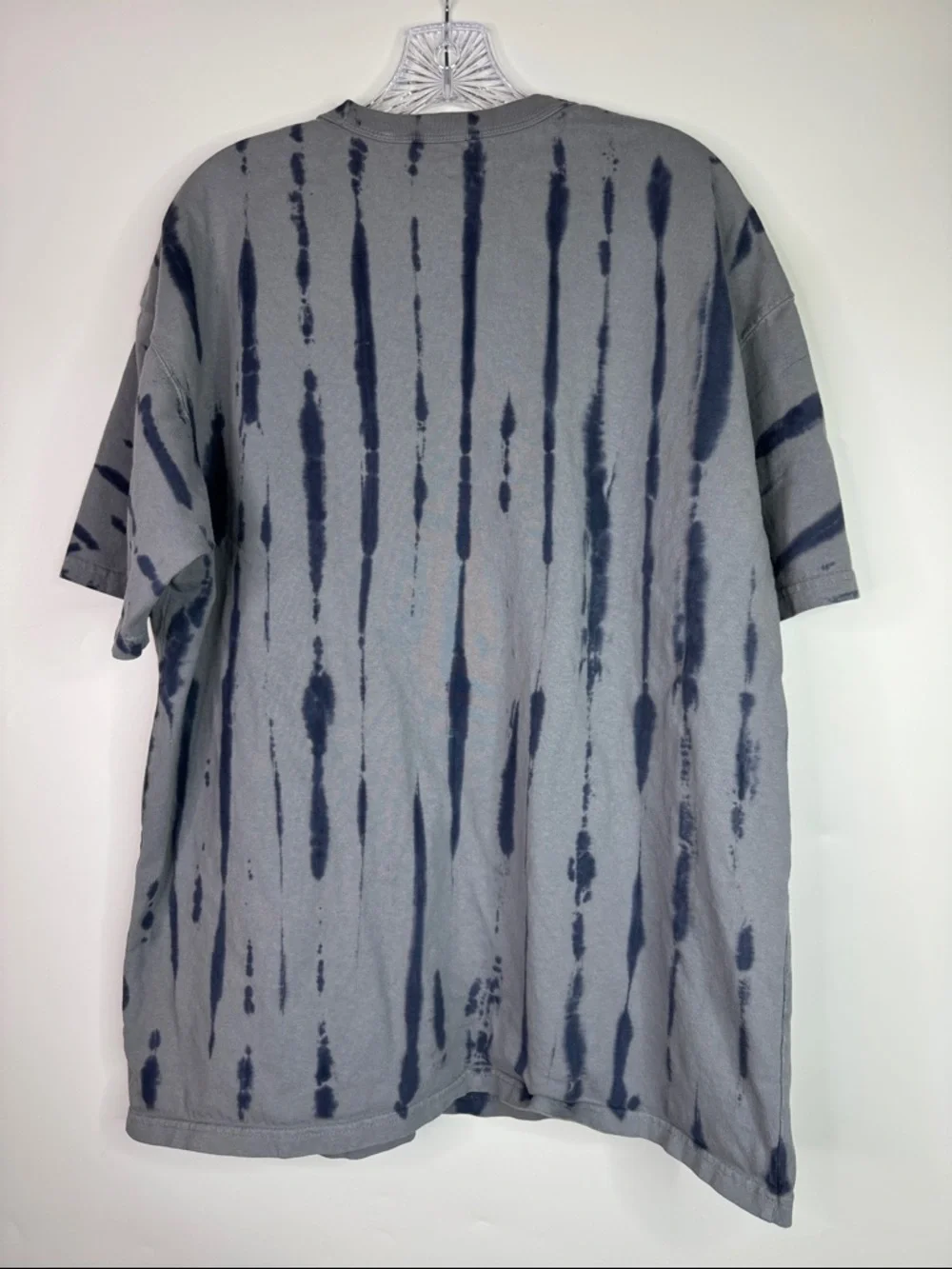 Nike Premium Essentials Loose Fit Gray Tie Dye Tshirt Size Large